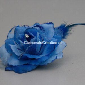 Roos licht blauw met glitter